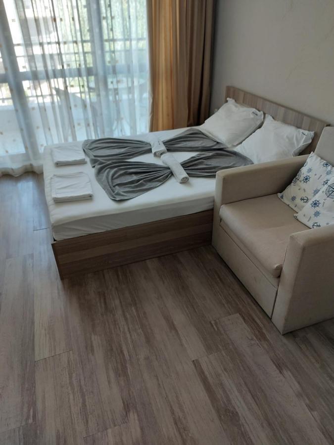 Charming Studio In Sorrento Sole Mare Sveti Vlas Ngoại thất bức ảnh