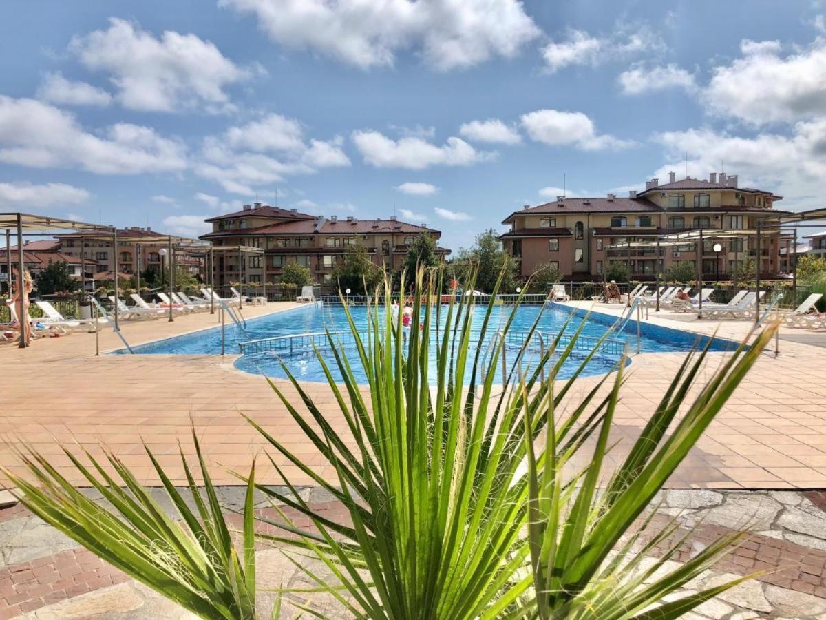 Charming Studio In Sorrento Sole Mare Sveti Vlas Ngoại thất bức ảnh