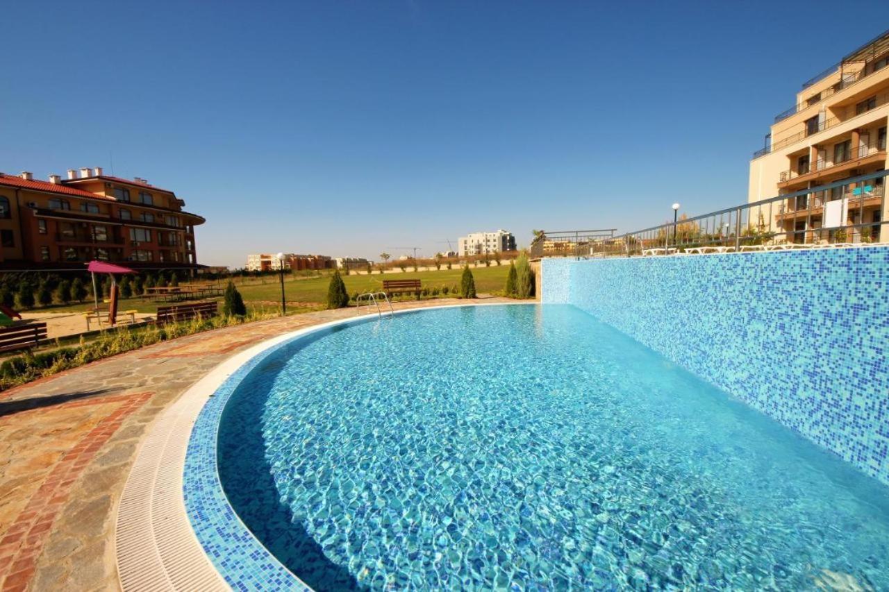 Charming Studio In Sorrento Sole Mare Sveti Vlas Ngoại thất bức ảnh