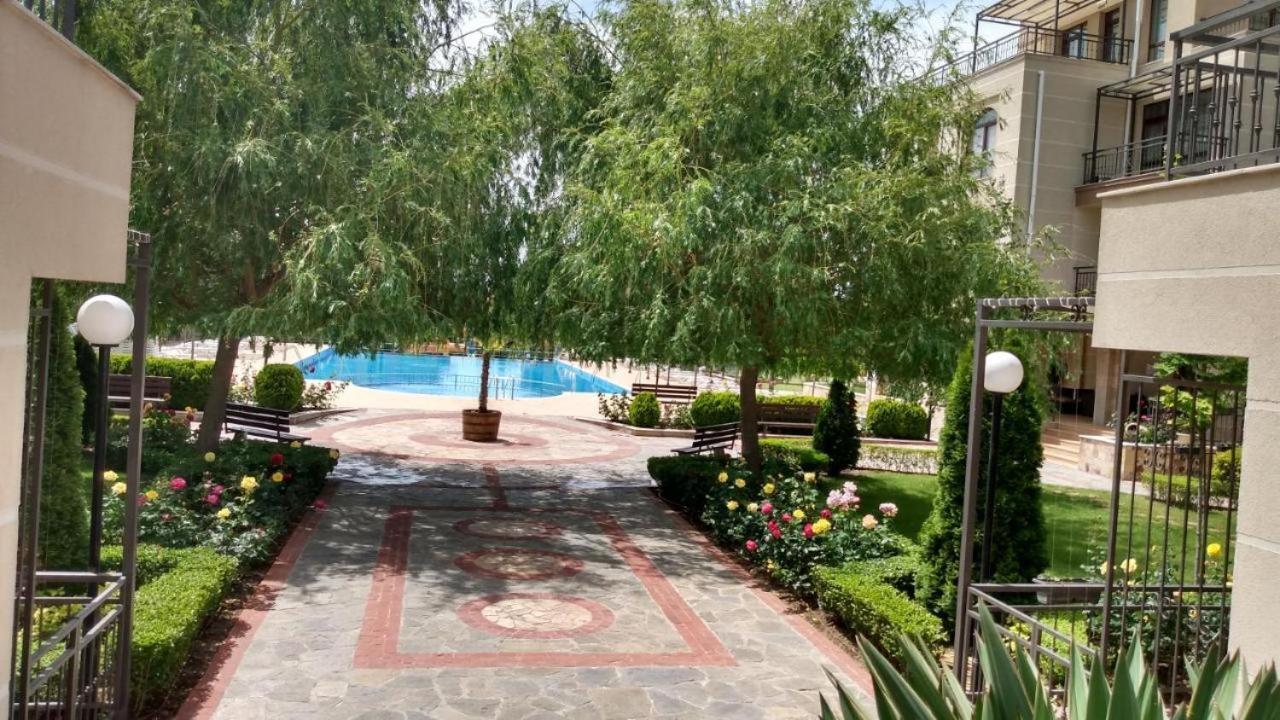 Charming Studio In Sorrento Sole Mare Sveti Vlas Ngoại thất bức ảnh