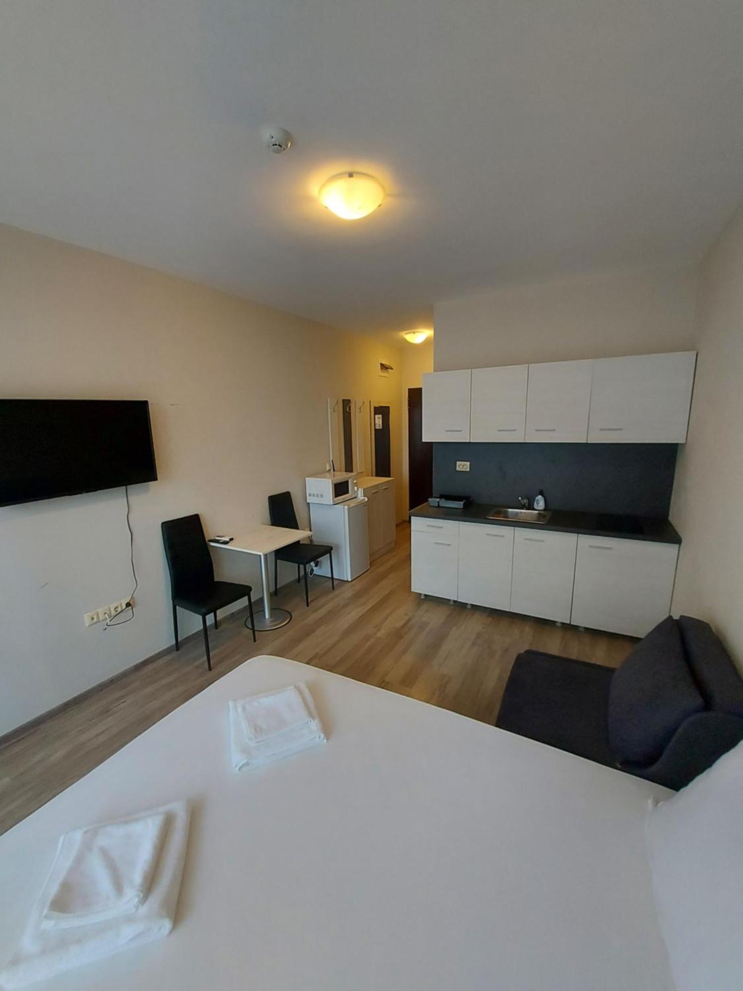 Charming Studio In Sorrento Sole Mare Sveti Vlas Ngoại thất bức ảnh