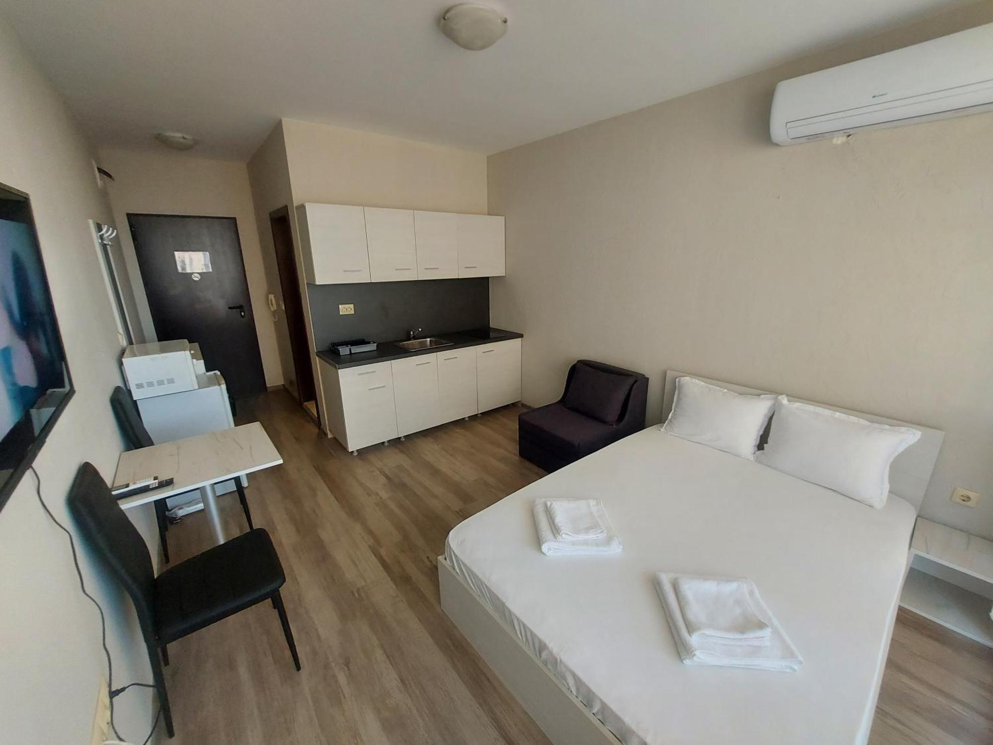 Charming Studio In Sorrento Sole Mare Sveti Vlas Ngoại thất bức ảnh